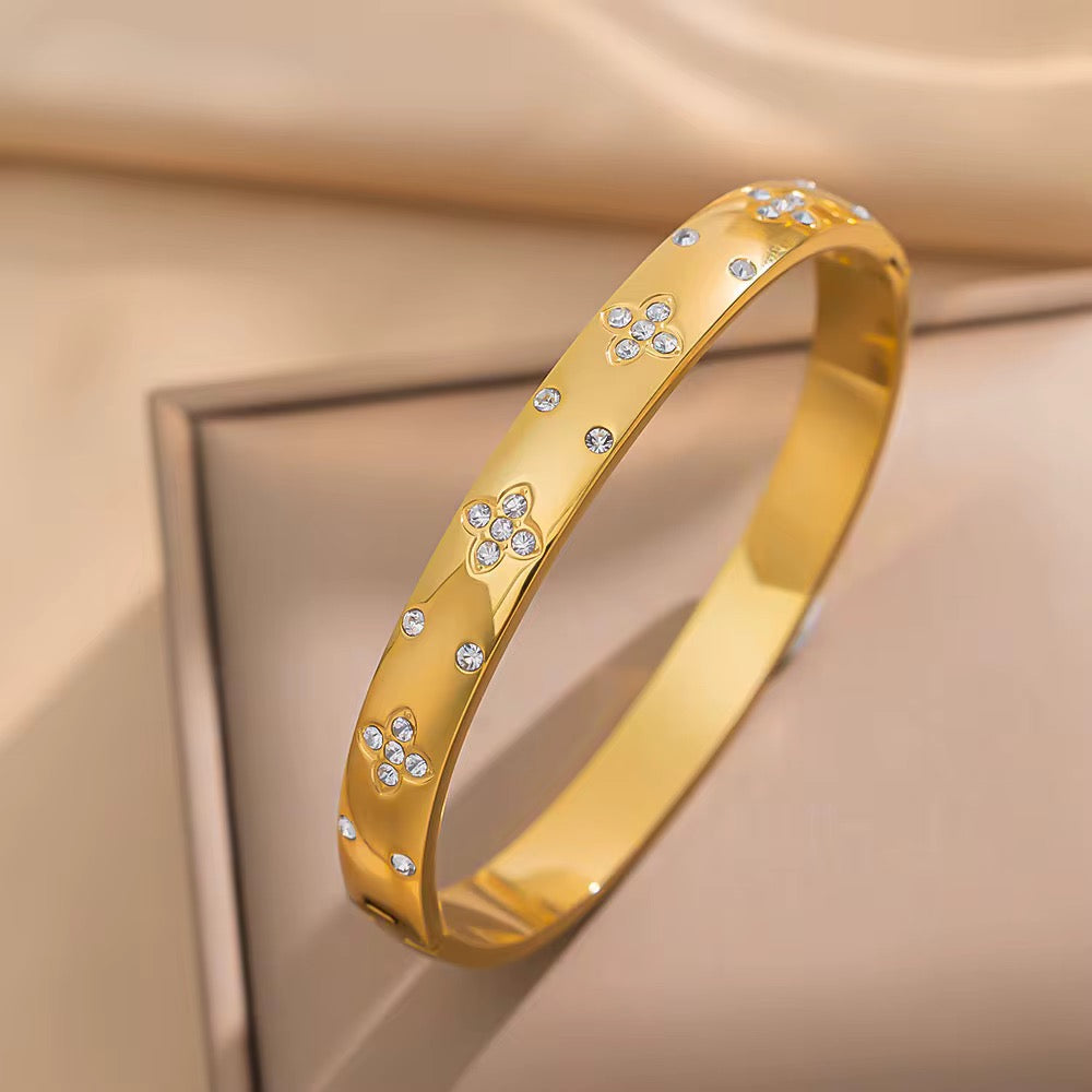Golden lily Bangle