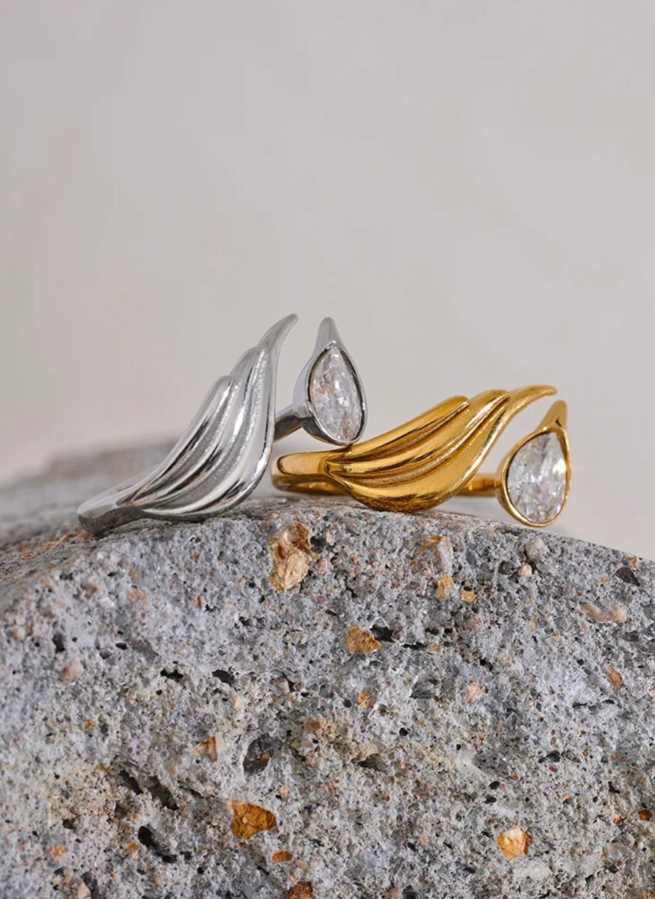 Zirconia Feather Ring