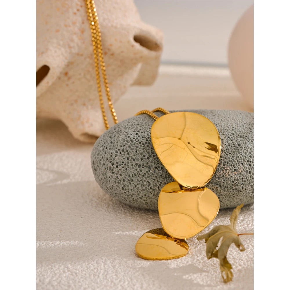 Three Leaf Necklace