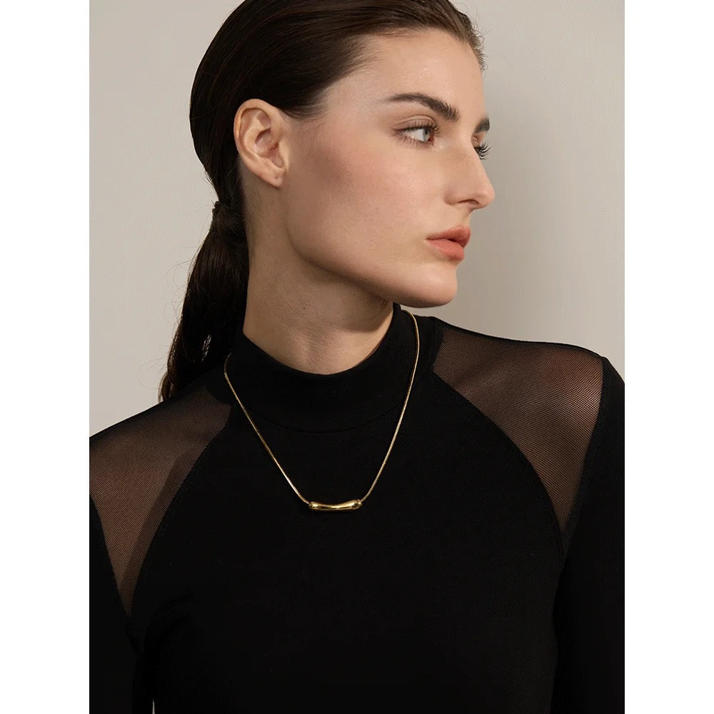 Clavicle Gold Necklace