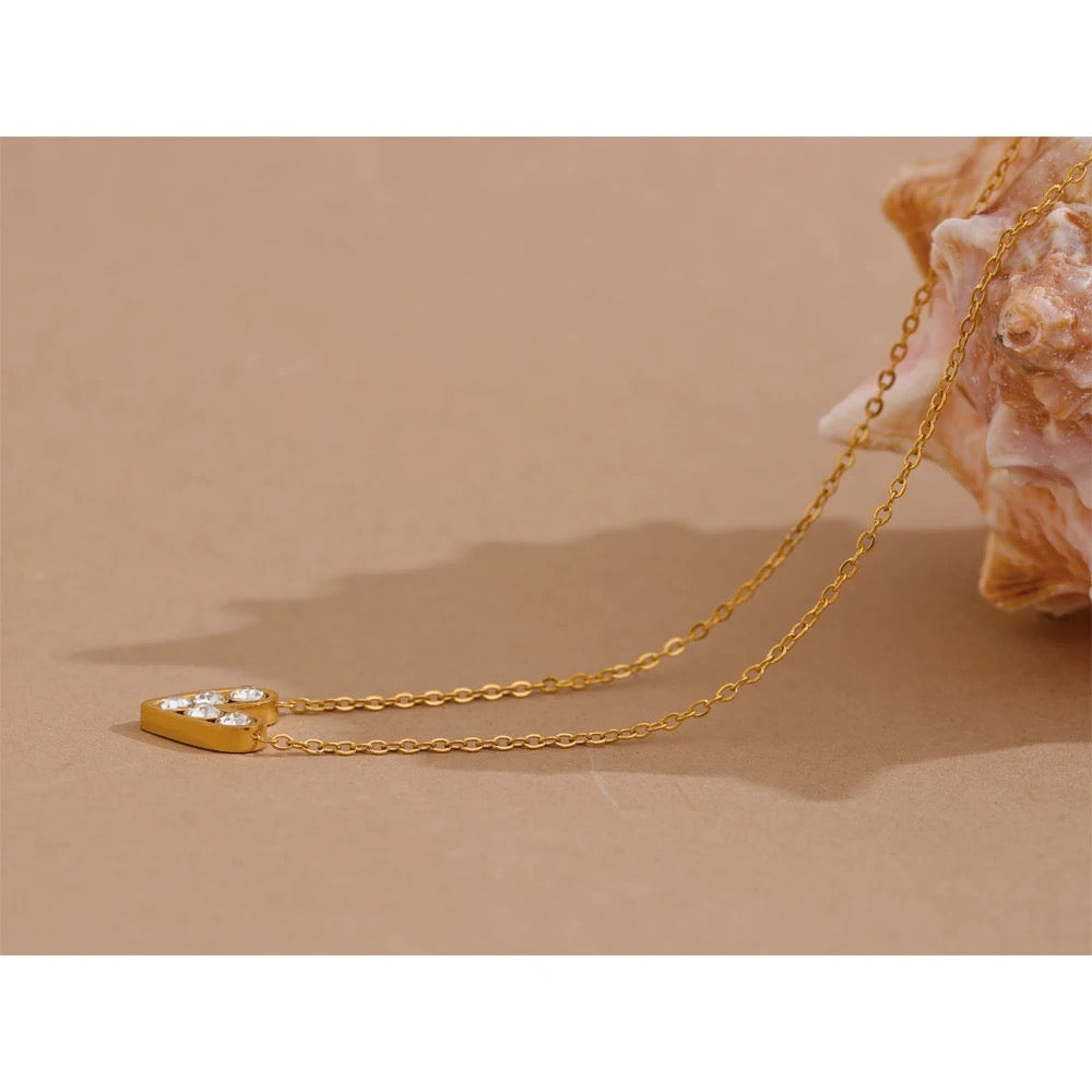 Round Zirconia Heart Necklace
