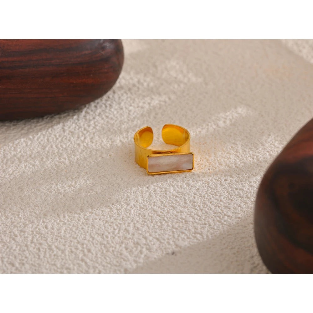Rectangle Shell Ring