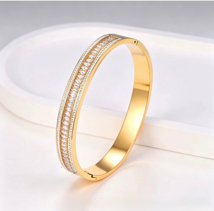 Aurora Bangle