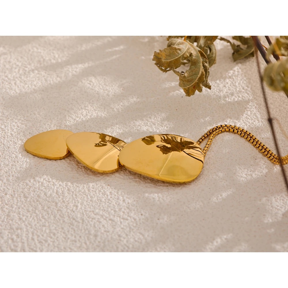 Three Leaf Necklace