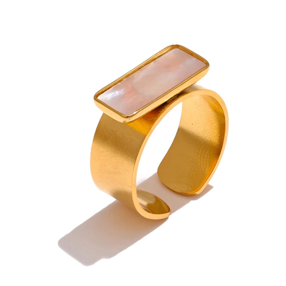 Rectangle Shell Ring