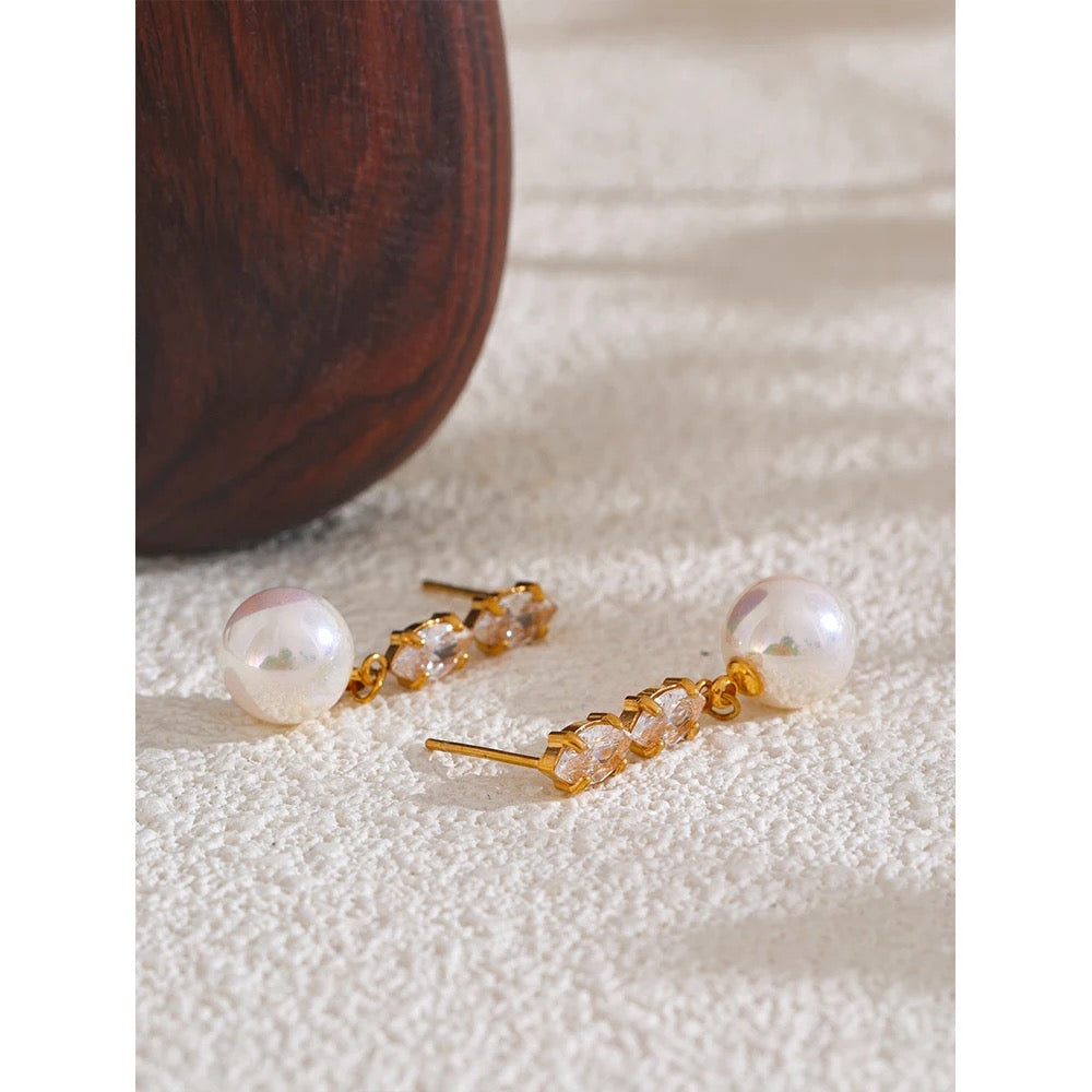 Chandelier Zirconia Pearl Earrings