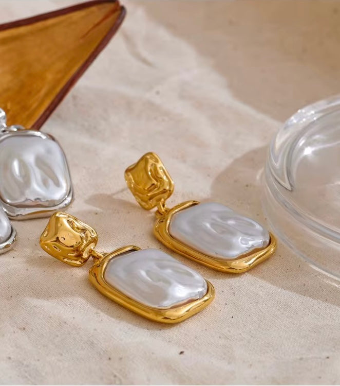 Baroque Pearl Earrings