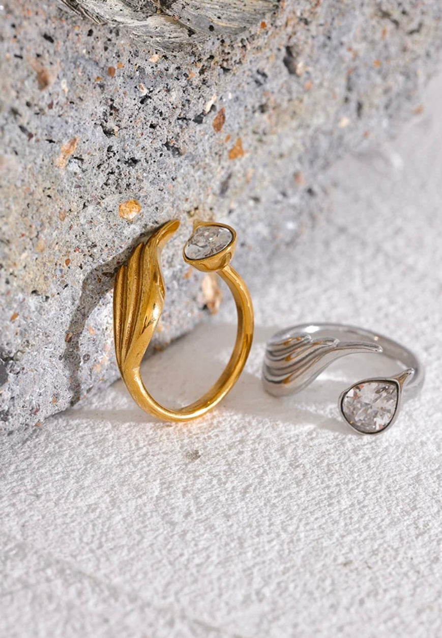 Zirconia Feather Ring