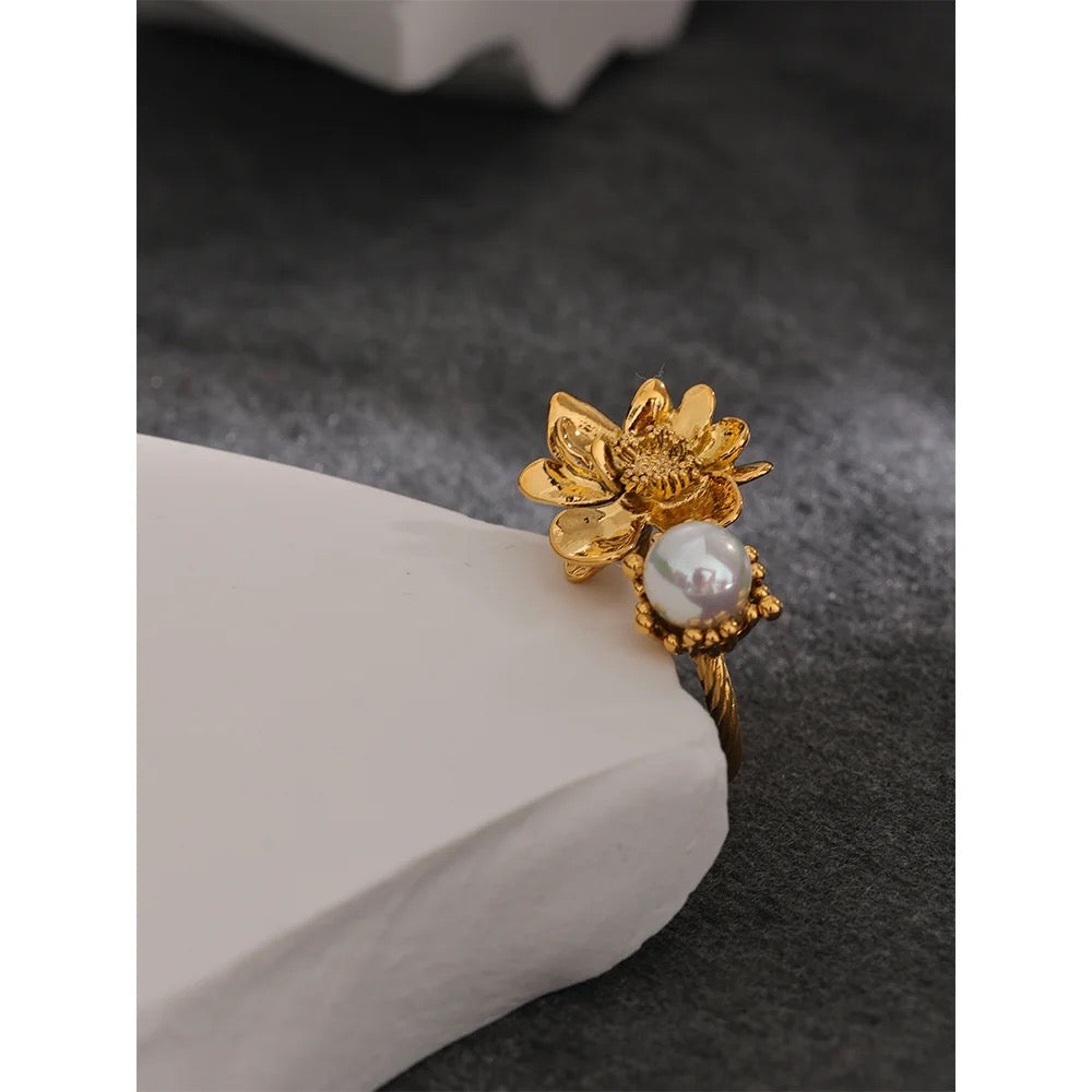 Pearl Flower Ring
