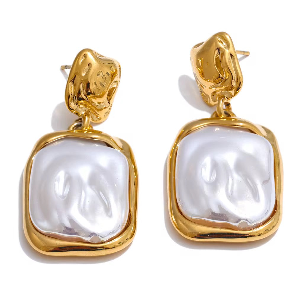 Baroque Pearl Earrings