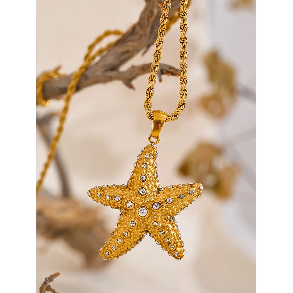 Zirconia Starfish Necklace