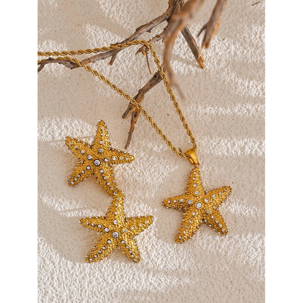 Zirconia Starfish Necklace