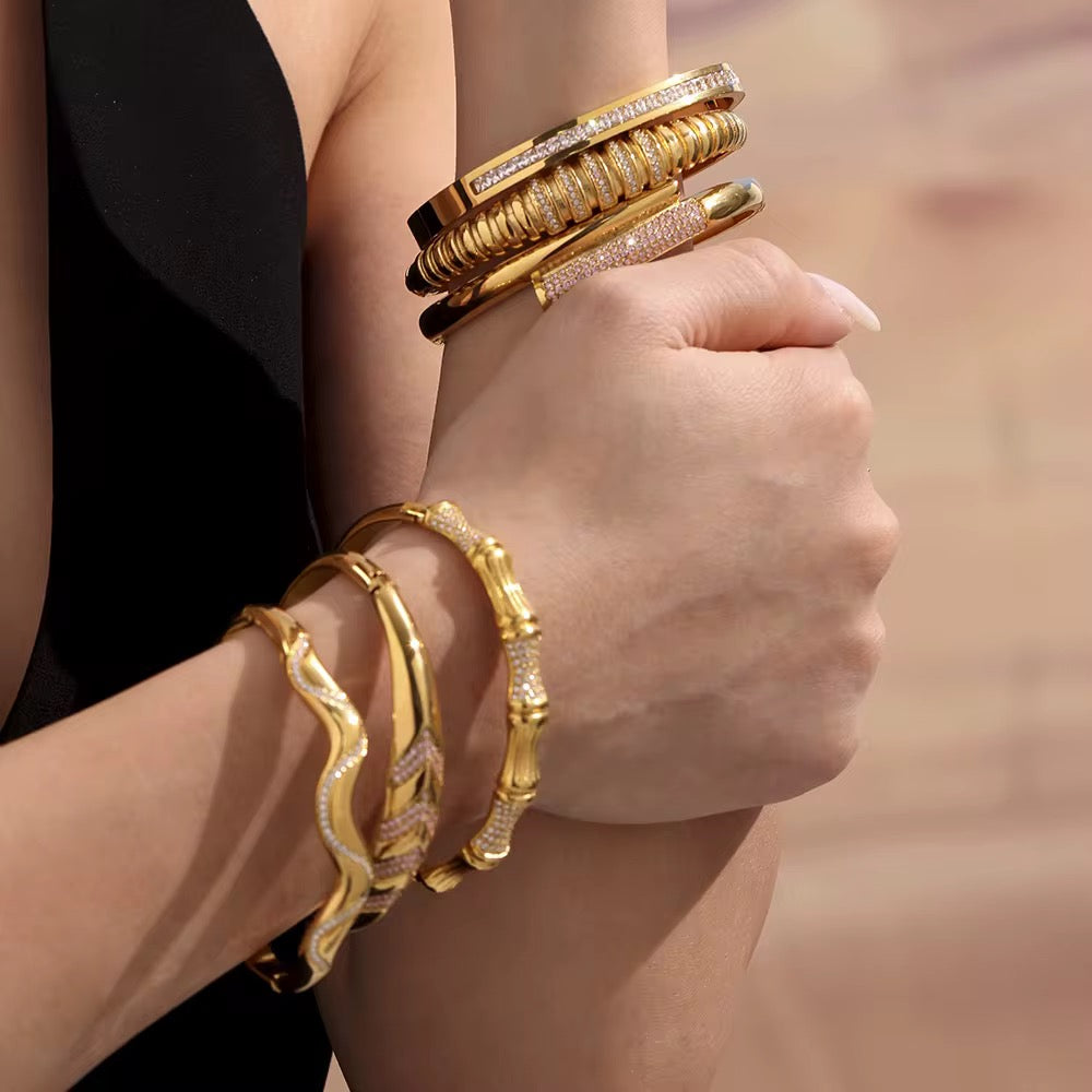 Celeste Bar Bangle