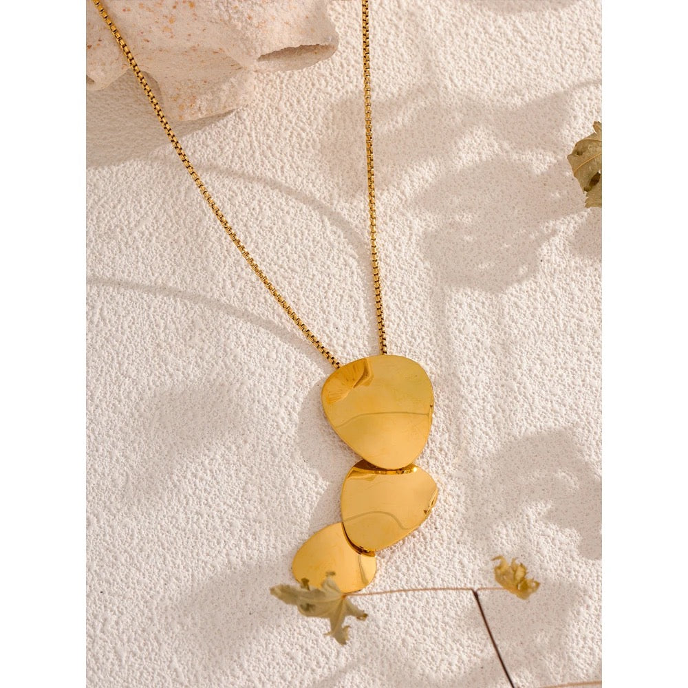 Three Leaf Necklace