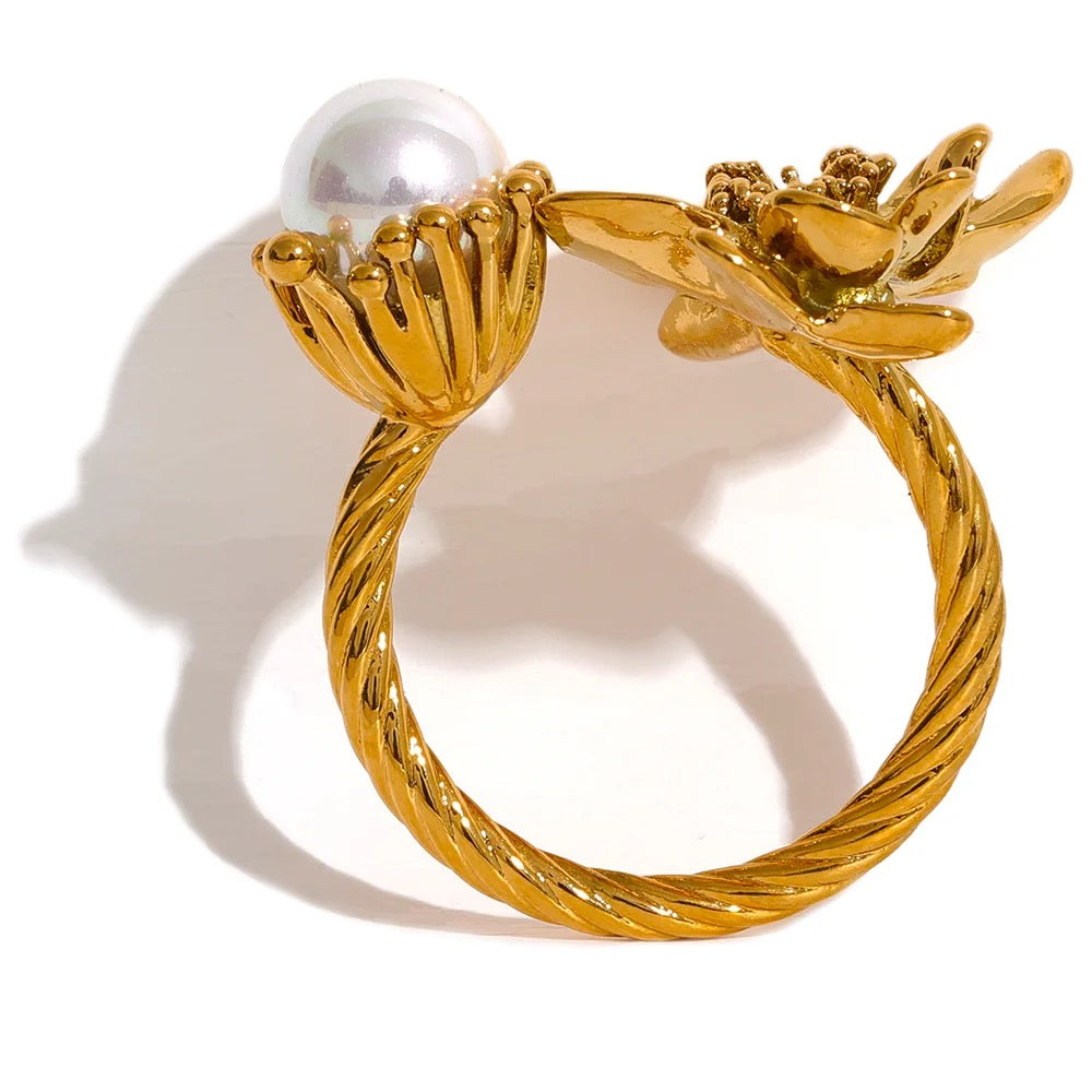 Pearl Flower Ring