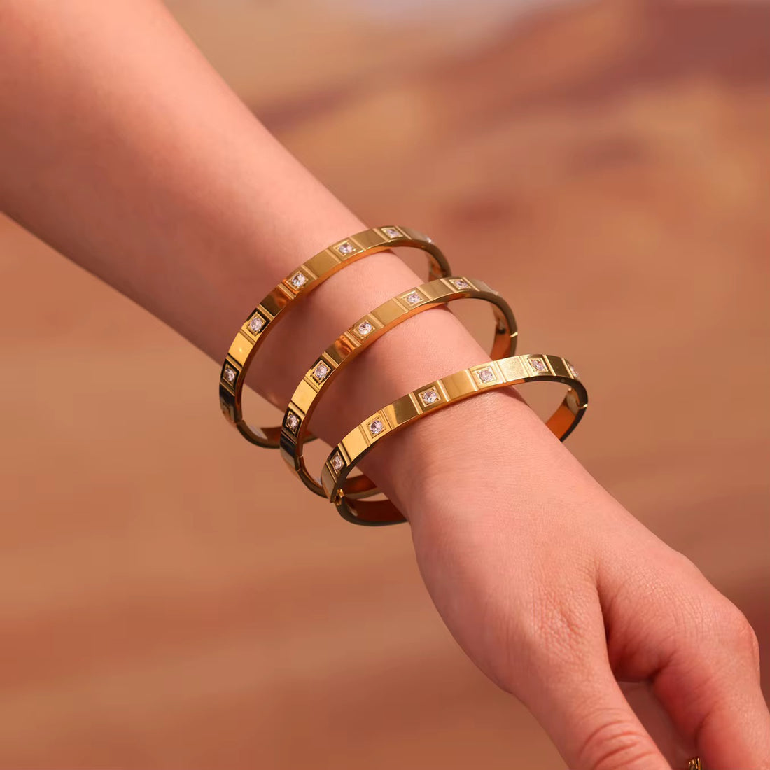 Luna Square Bangle