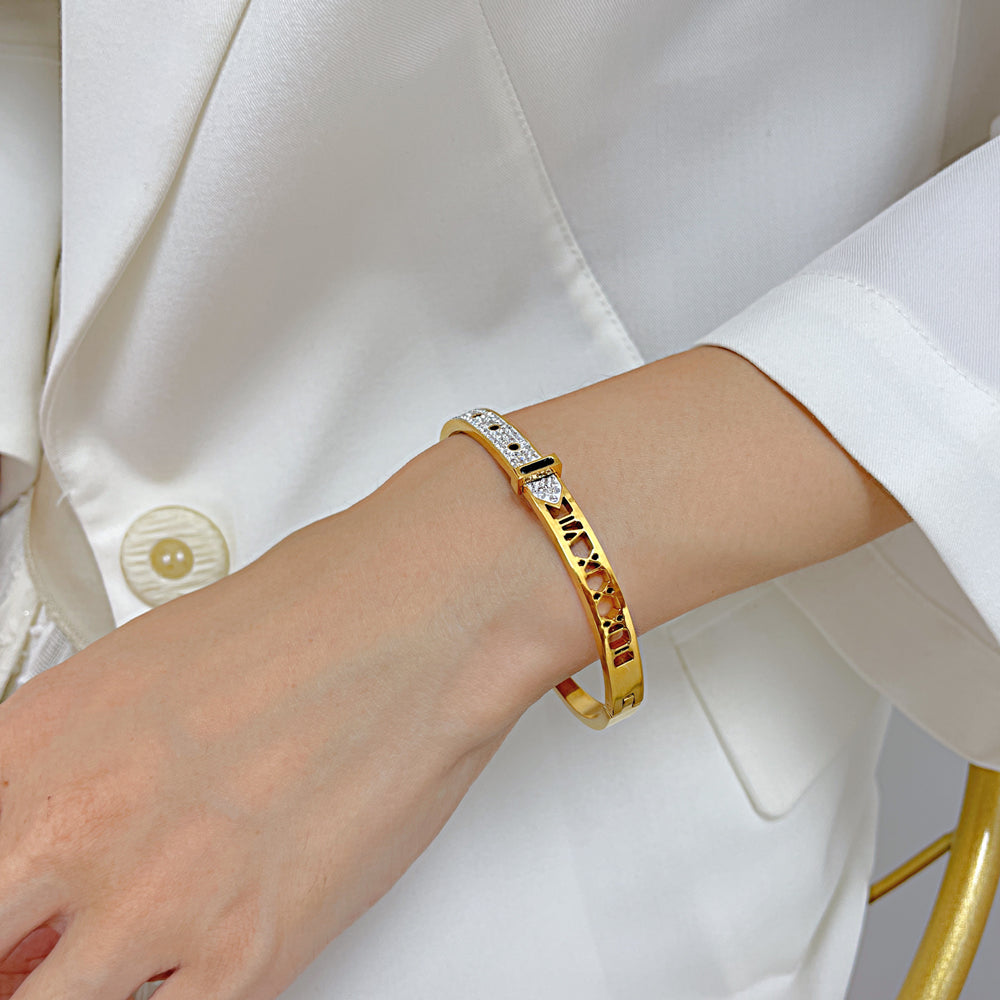 Roman Numeral Zirconia Bangle